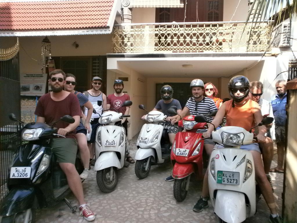 Kochi Prems Homestay الغرفة الصورة