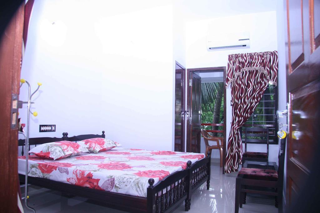 Kochi Prems Homestay الغرفة الصورة