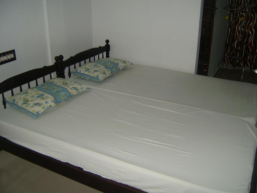 Kochi Prems Homestay الغرفة الصورة